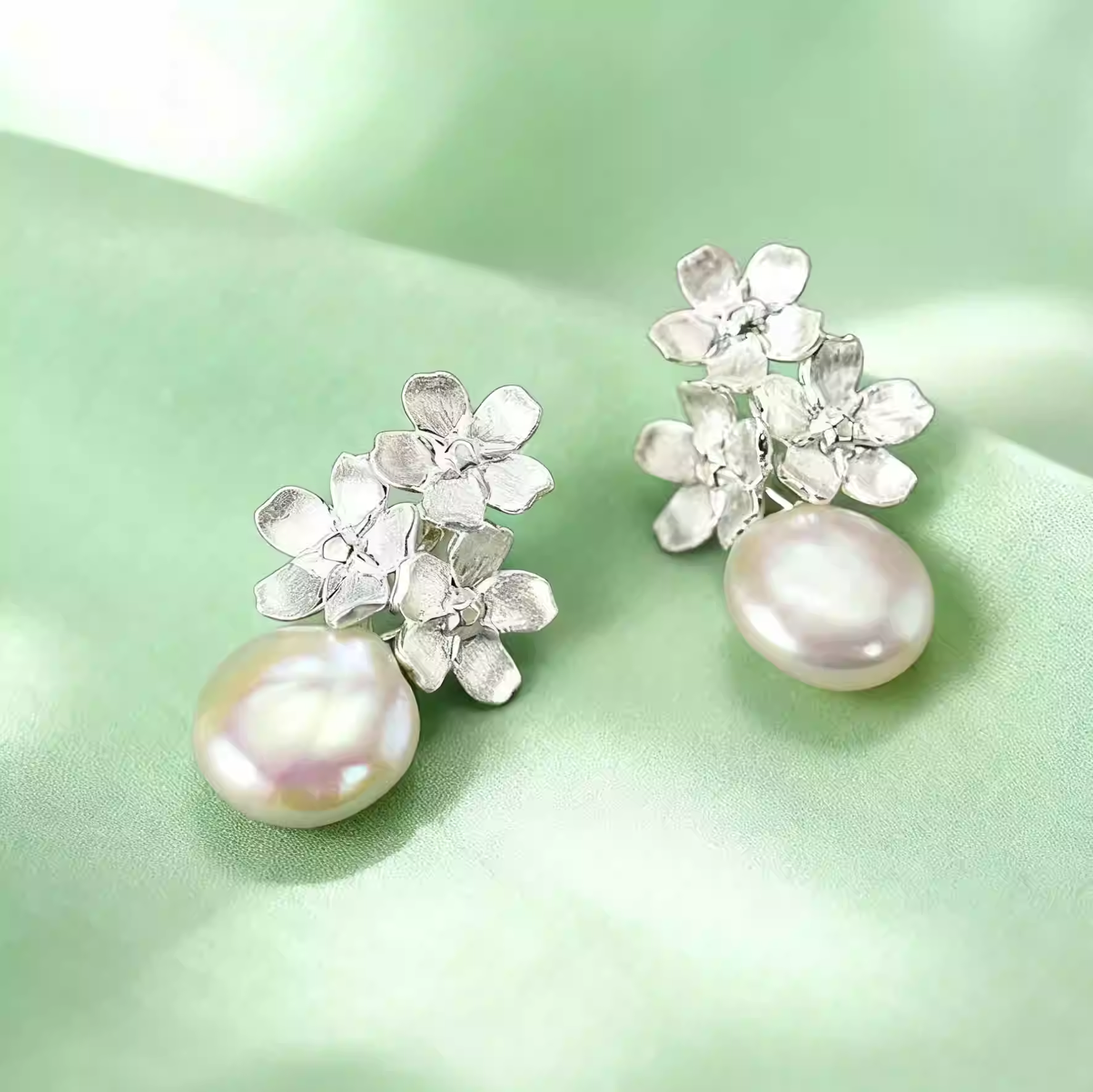 New Chinese-style Baroque Pearl Earrings S925 Sterling Silver Jasmine Flower Earrings with Two Wearing Methods