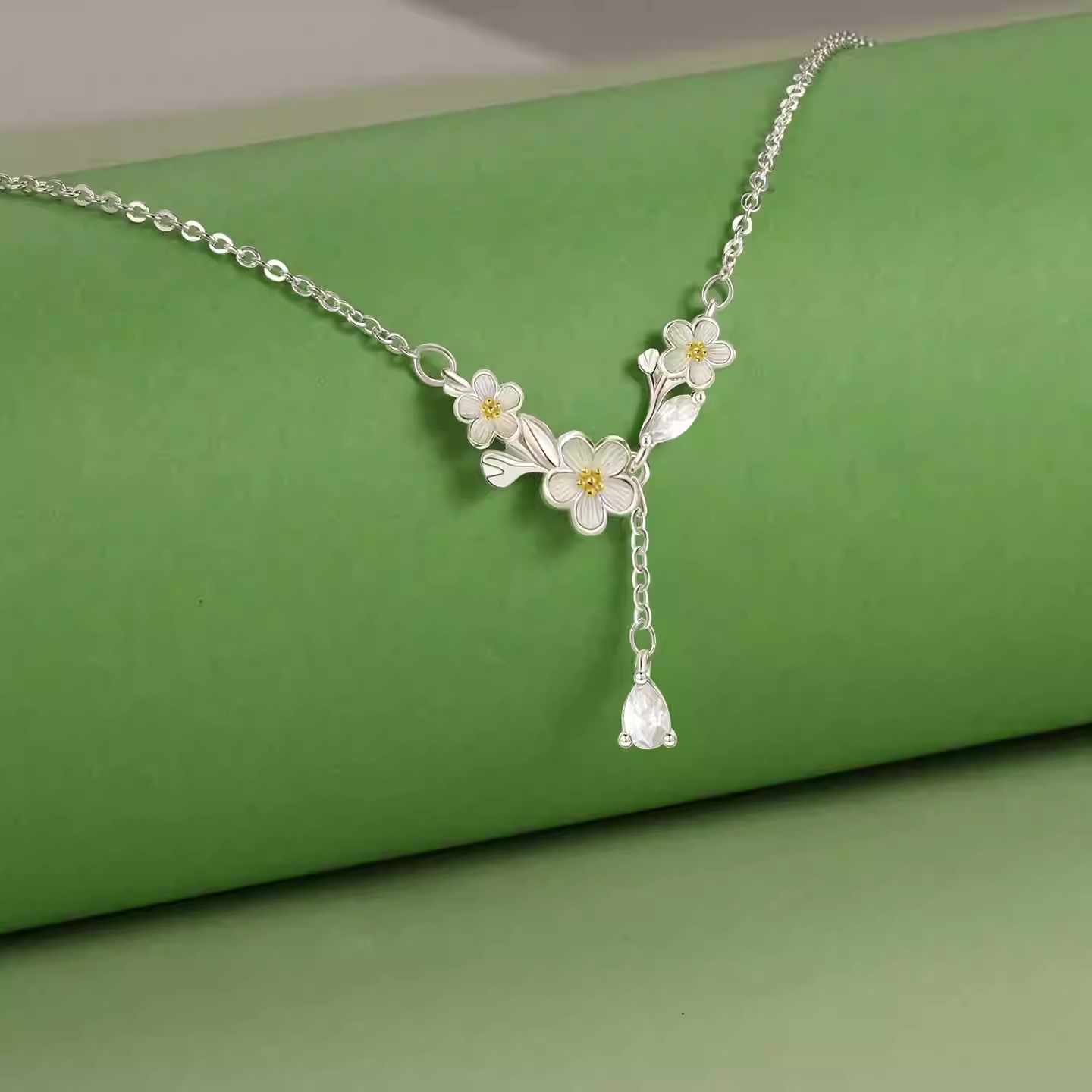 Moli Jasmine 999 Pure Silver Necklace, niche, light luxury, and high-end